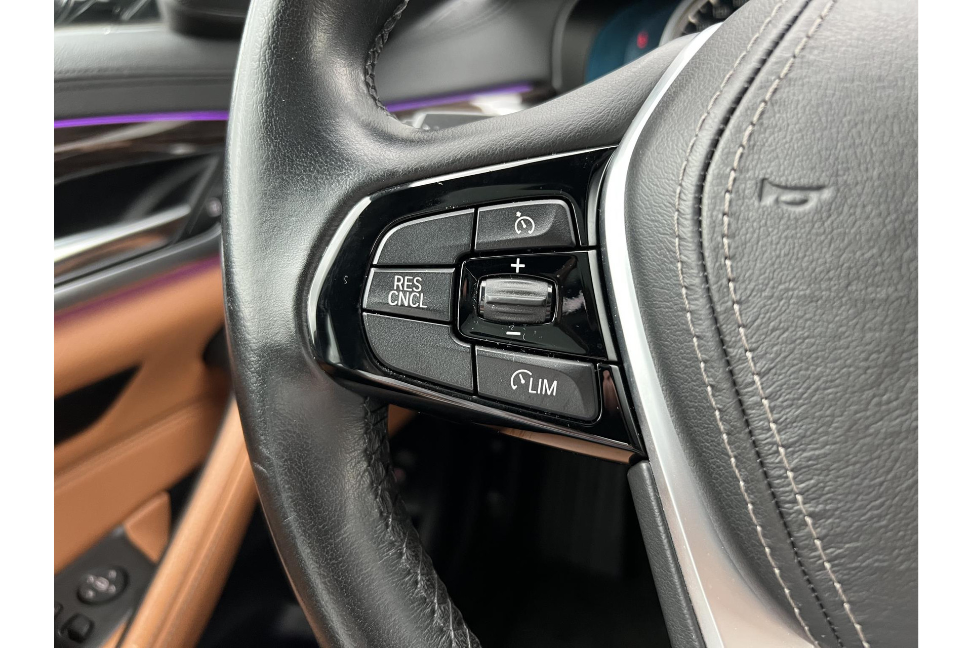 BMW 5 Serie 520d High Executive*DAKJE*HUD*CRUISE*NAVI.PROF*LED